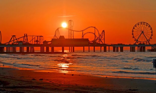 Galveston-Pleasure-Pier-Sunset