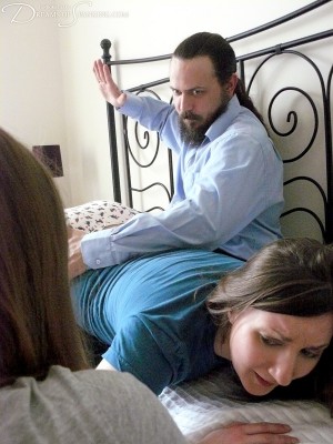 Dreams-of-Spanking_sleepover037